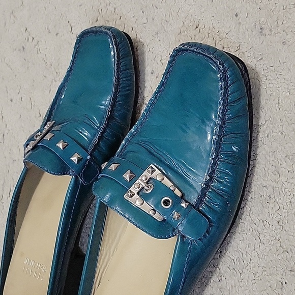 Stuart Weitzman Patent Leather Mules. Size 7.5 - Picture 2 of 8
